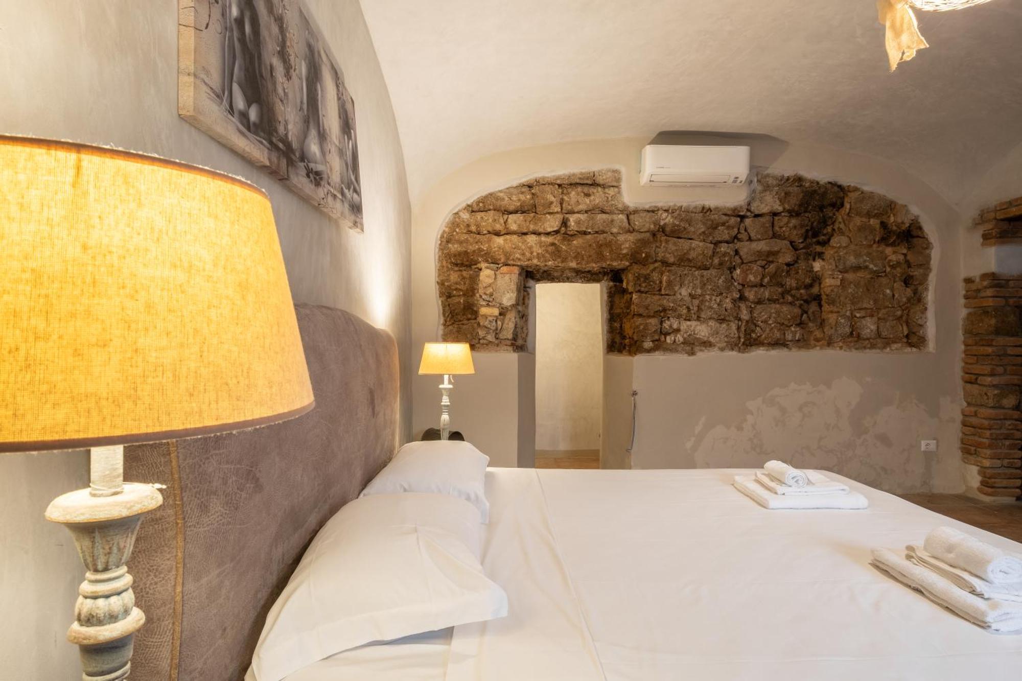 Dimoras Dimore Nel Cuore Di Olbia Exterior photo